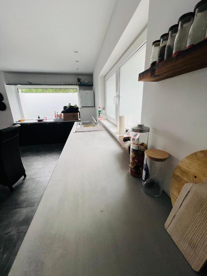 Capstay La Louvière Esterno foto
