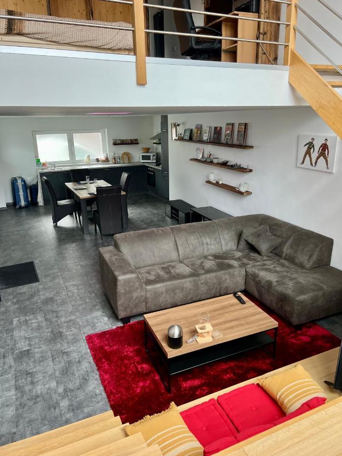 Capstay La Louvière Esterno foto